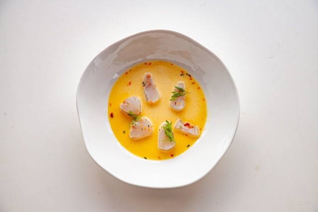 Receta de salpicón de rape con sopa de Valencia Late y miso
